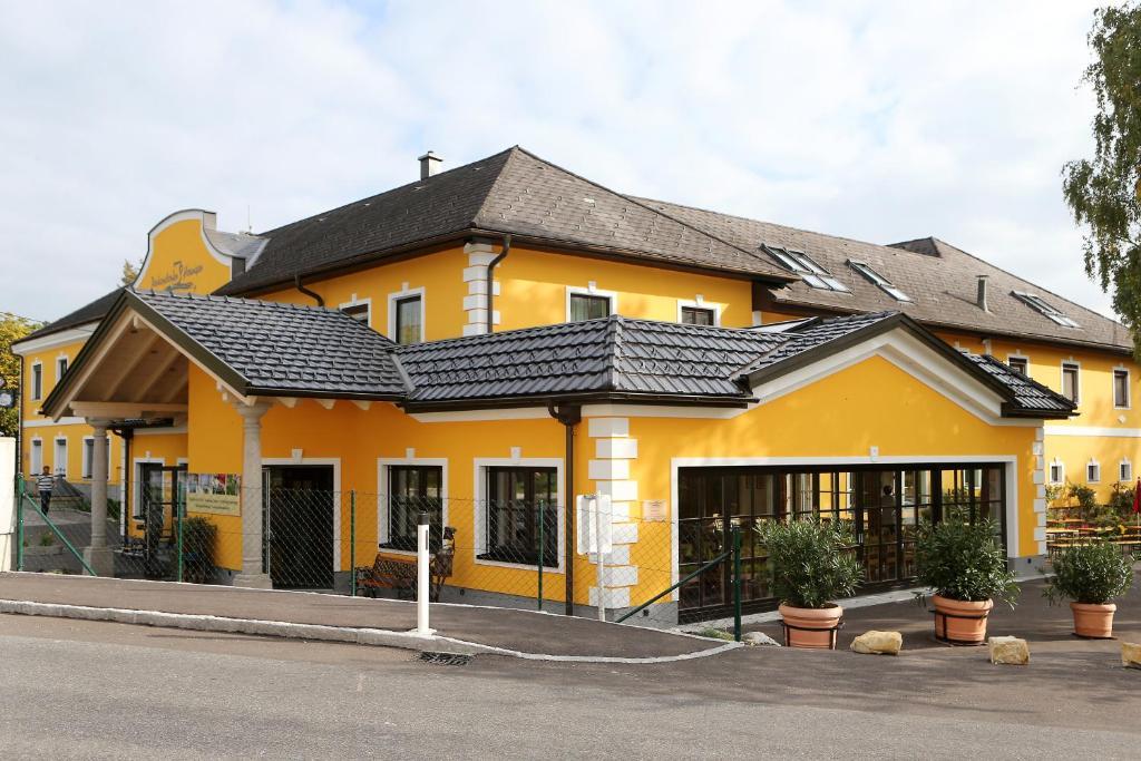 Perbersdorfer Heuriger Otel Neuhofen an der Ybbs Dış mekan fotoğraf